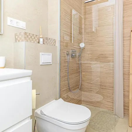In Okrug Gornji With Wifi Апартаменты Трогир